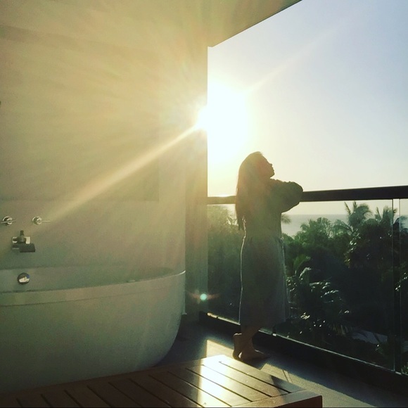 Meet your Posher, Mary - Picture 2 of 5